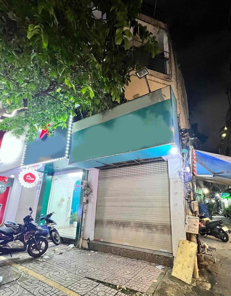 Cho thuê Nguyên Căn Góc 2 Mặt Tiền Đường Nguyễn Đình Chiểu P2. Q3.